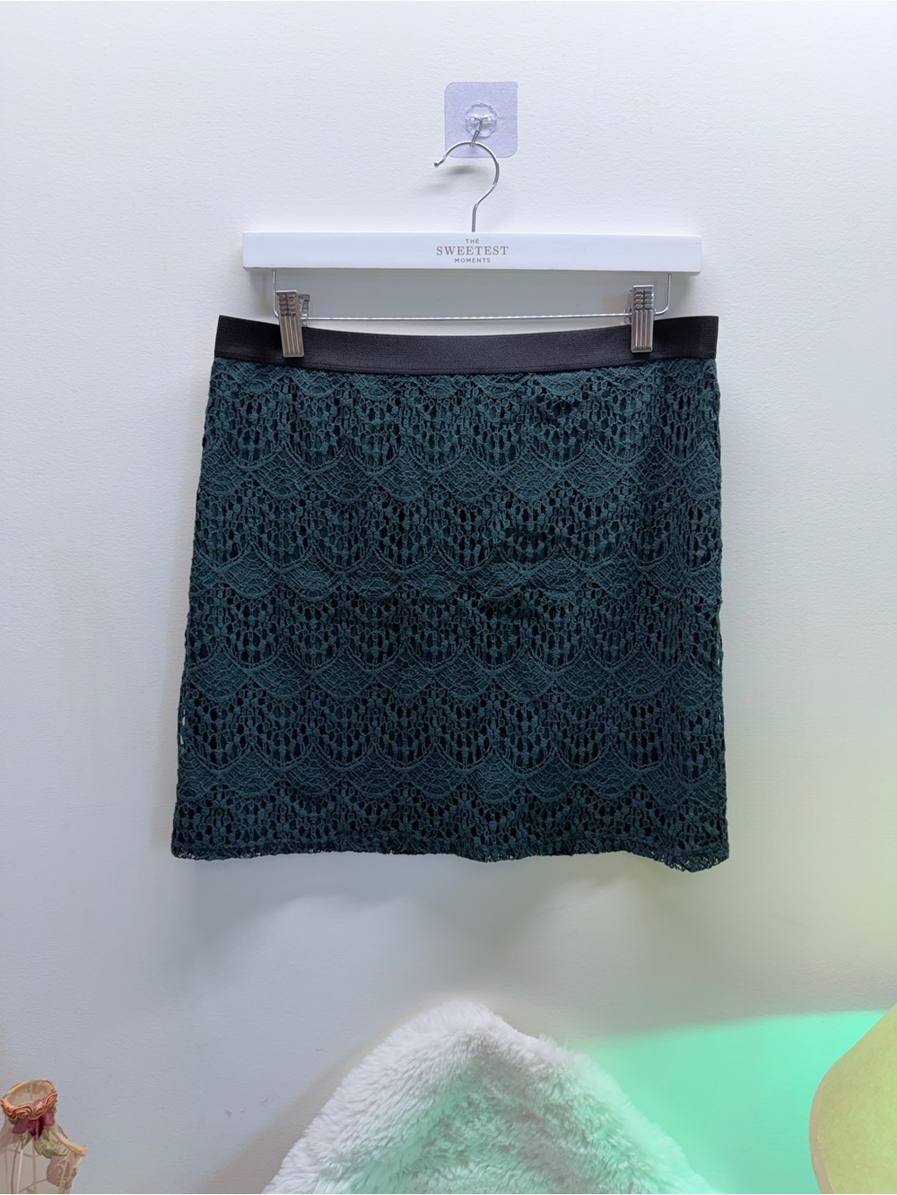 Scalloped Lace Overlay Mini Skirt in Dark Green Black Waist Band 🌎 32W x 17L